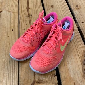 Pink Flex Run 2015 Nike Shoes Nike Flex 25 Run Womens Shoes